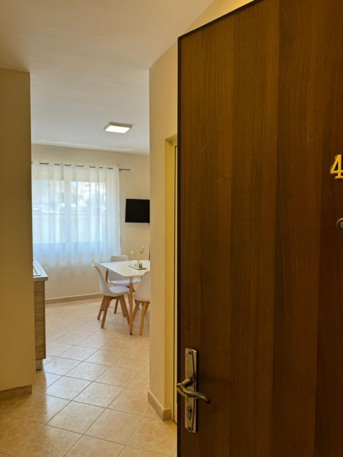 Sea & Gardenview Apartments Durrës Kültér fotó