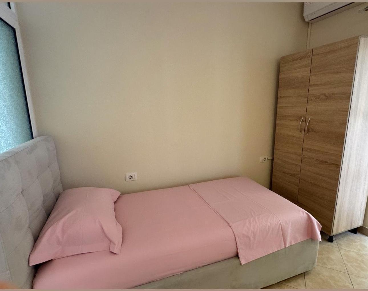 Sea & Gardenview Apartments Durrës Kültér fotó