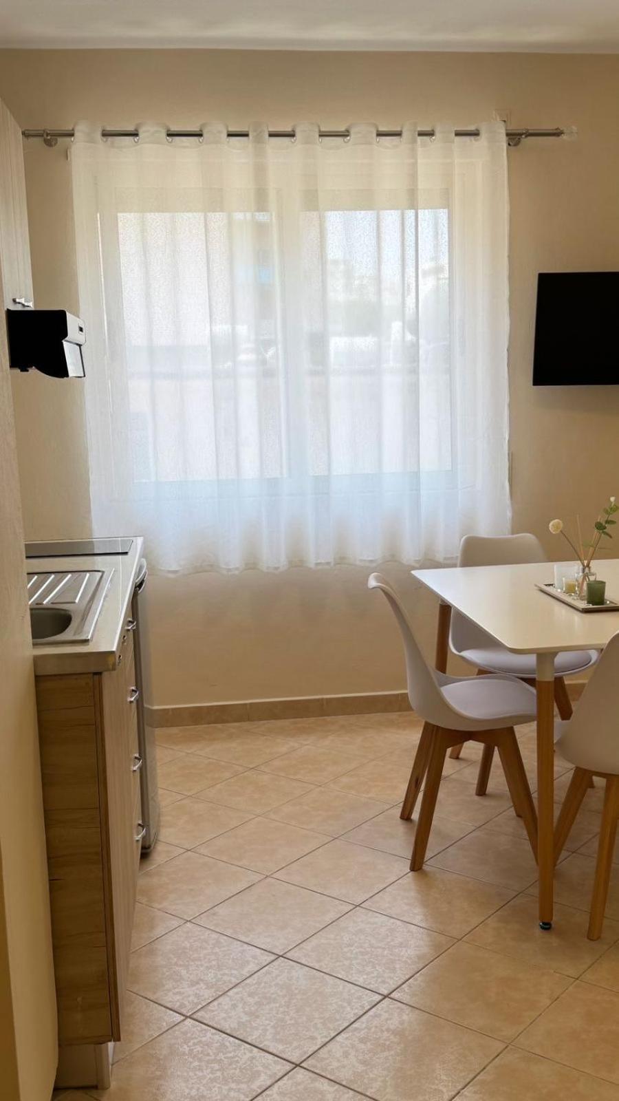 Sea & Gardenview Apartments Durrës Kültér fotó