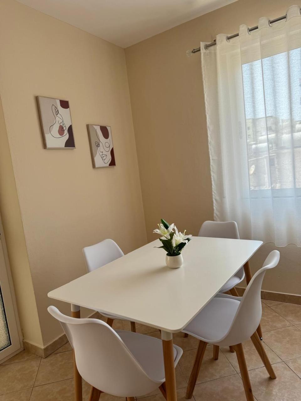 Sea & Gardenview Apartments Durrës Kültér fotó