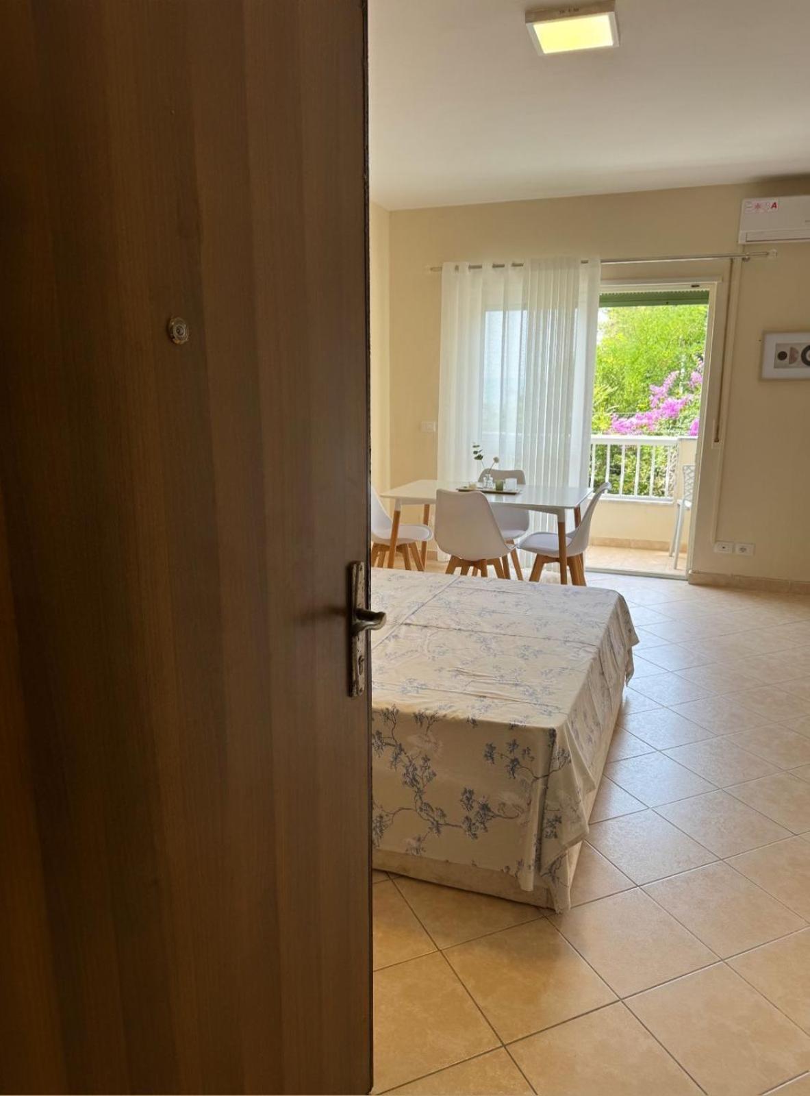 Sea & Gardenview Apartments Durrës Kültér fotó