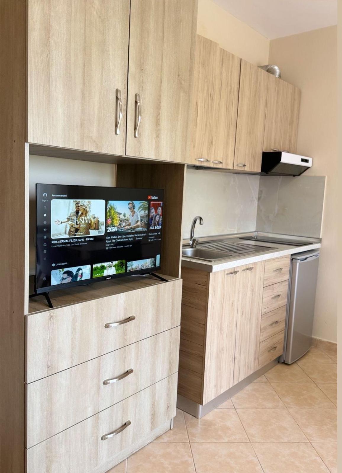 Sea & Gardenview Apartments Durrës Kültér fotó