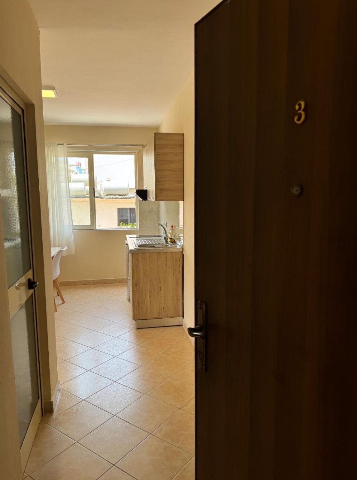 Sea & Gardenview Apartments Durrës Kültér fotó