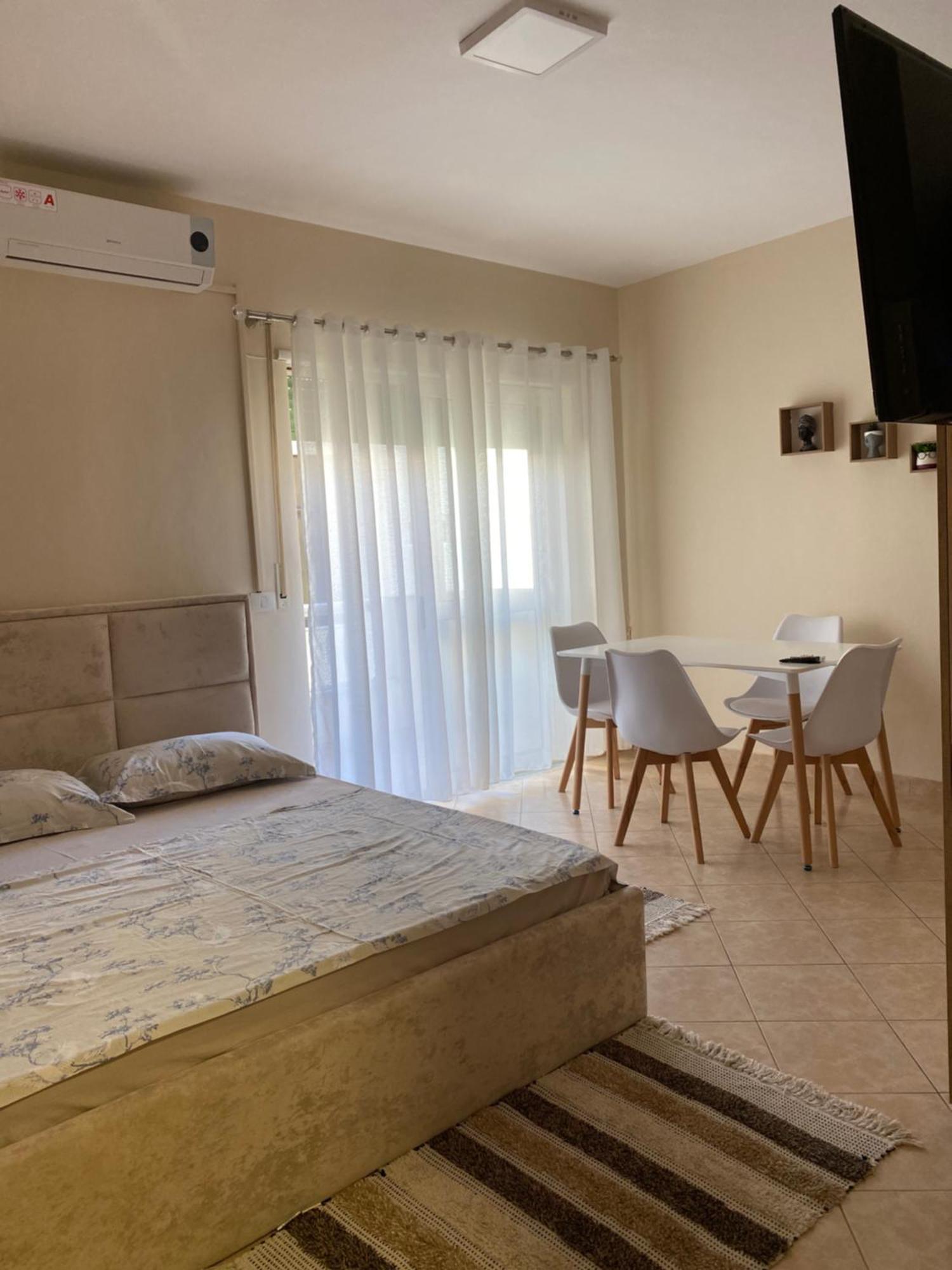 Sea & Gardenview Apartments Durrës Kültér fotó